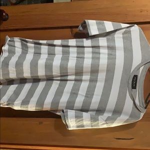 Short sleeve striped shirt